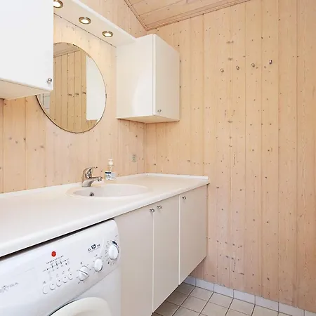 6 Person In 度假居 Tranekær
