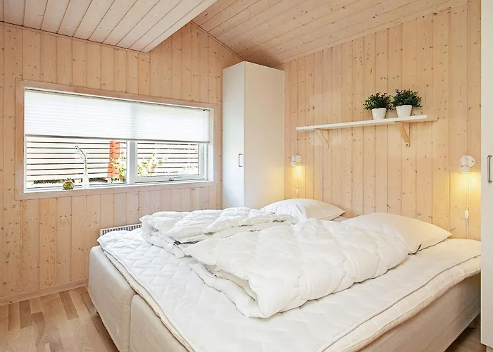 Vakantiehuis Idyllic Marina Retreat - By Traum