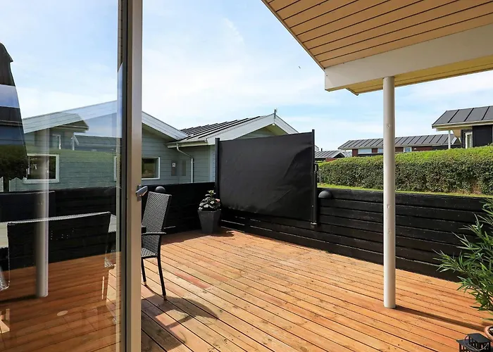 Idyllic Marina Retreat - By Traum Tranekær