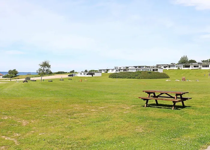 Idyllic Marina Retreat - By Traum *